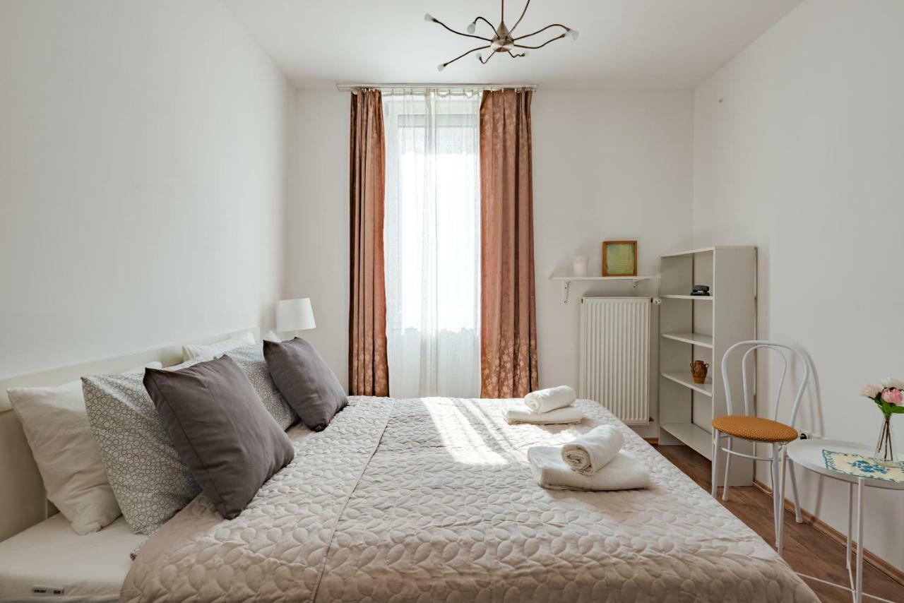 Rakoczi Apartment Budapest